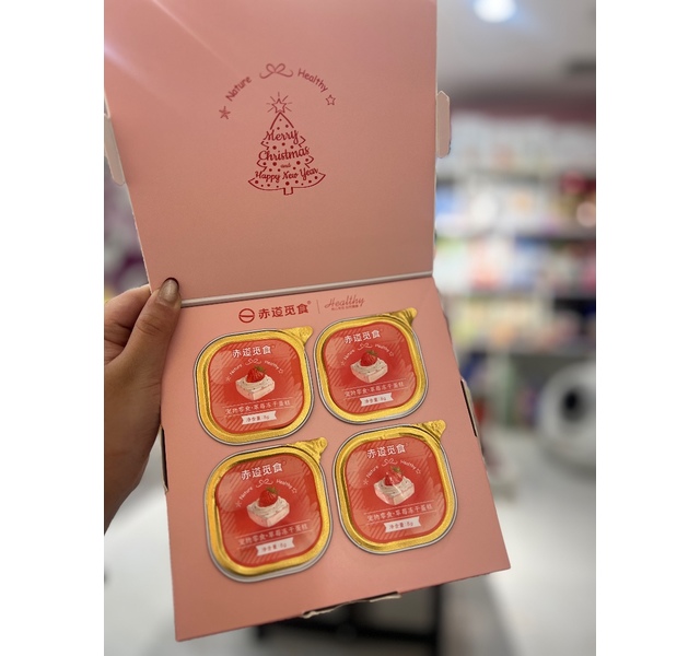 赤道觅食 莓好圣诞 草莓冻干蛋糕