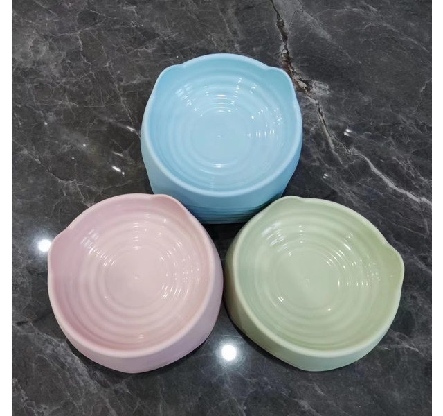 小耳朵螺纹浅口碗