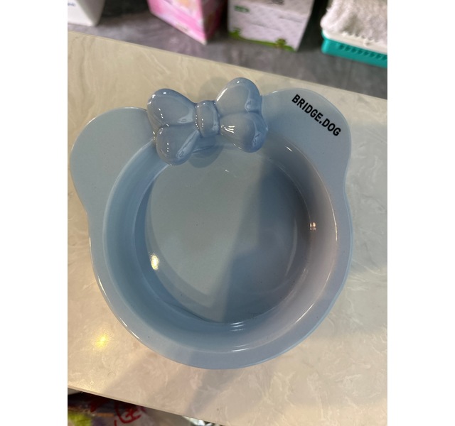 蝴蝶结瓷碗