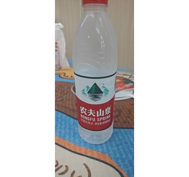 农夫山泉 饮用天然水550ml