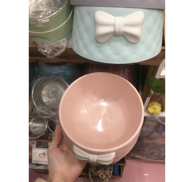 蝴蝶结碗